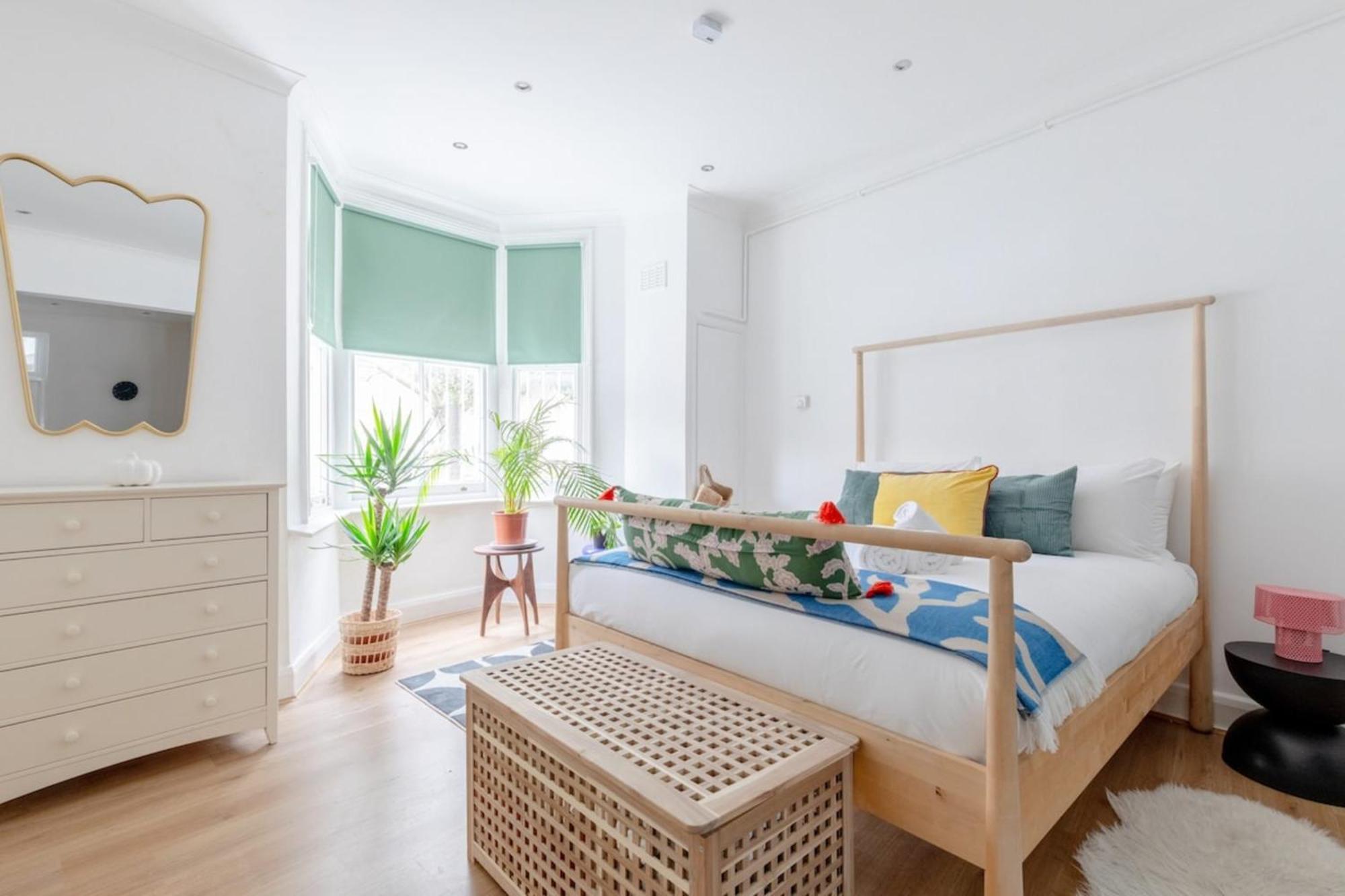 & Charmingly Curated 1bd Wifi Fulham Apartament