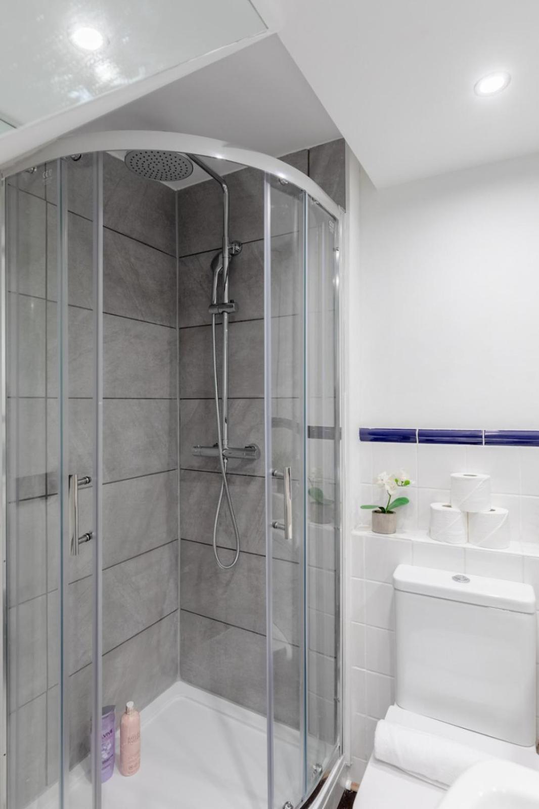 Apartament & Charmingly Curated 1bd Wifi Fulham