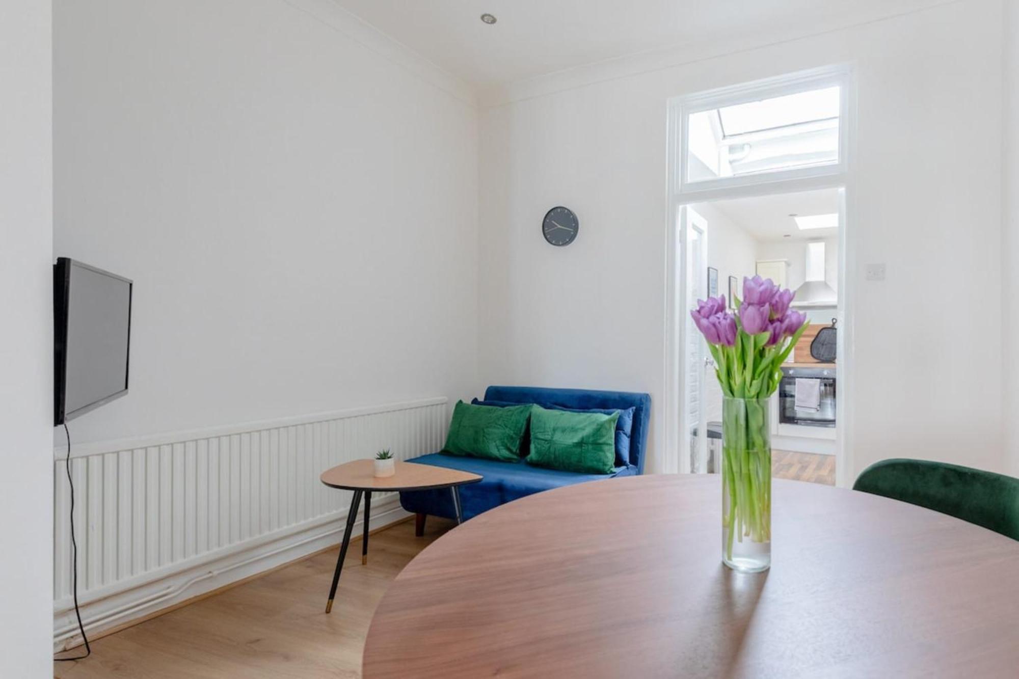 & Charmingly Curated 1bd Wifi Fulham Appartamento